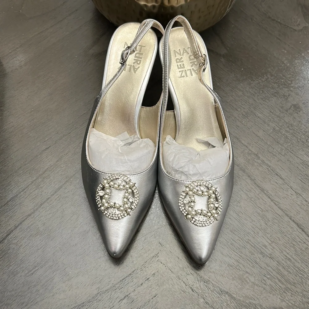 NATURALIZER EMILY EMBELLISHED SLINGBACK HEELS (WIDE)